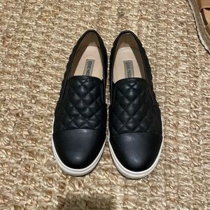 Women’s Steve Madden size 8.5 slip on shoes